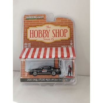 Greenlight 1:64 Shelby GT500 2010  #68 OPTIMA with Race Car Driver